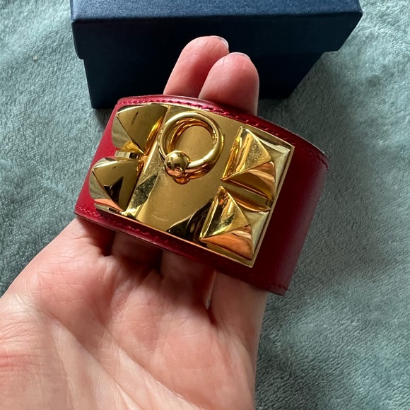Hermes small red CDC bracelet with gold hardware - Picture 5 of 14